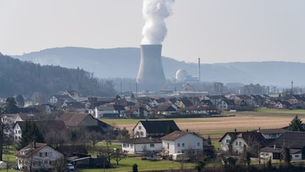 Centrale nucléaire Leibstadt (By Achilaos - Own work, CC BY-SA 4.0, https://commons.wikimedia.org/w/index.php?curid=101376395)